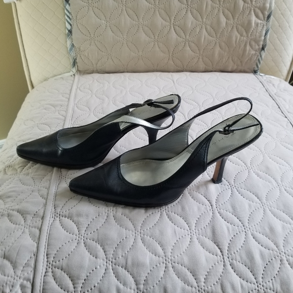 Shoes, Tahari Brand Shoes - Picture 6 of 7